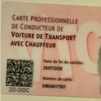Carte professionnelle officielle de chauffeur VTC certifié et autorisé à Angers